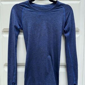 Lululemon Blue Long Sleeve Thumbhole Athletic Top Size 4